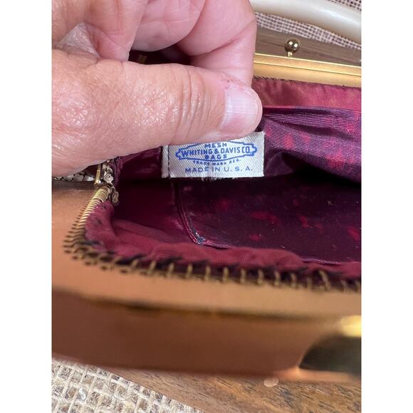 Cream Whiting & Davis Mesh Purse with Bakelite Handle~Mesh Evening Bag~1930’s - Picture 2 of 10